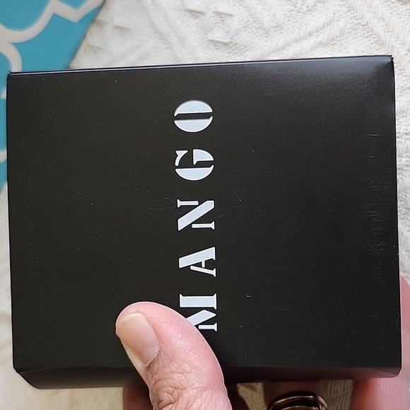 Pre owned Mango watch - Picture 4 of 4